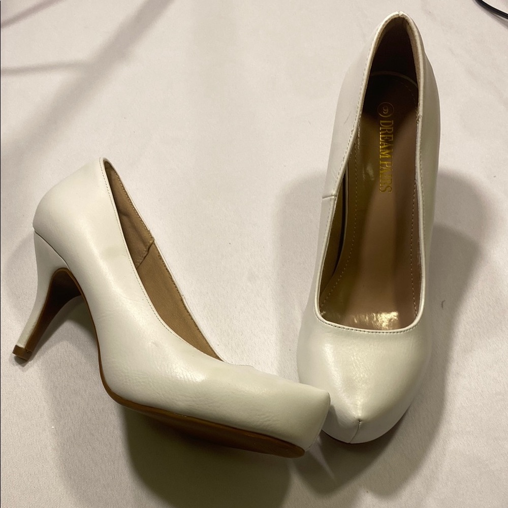 Dream Pairs White Classic High Heel Pumps